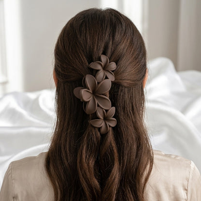 Matu sprādze "Flower" izvēlies krāsu