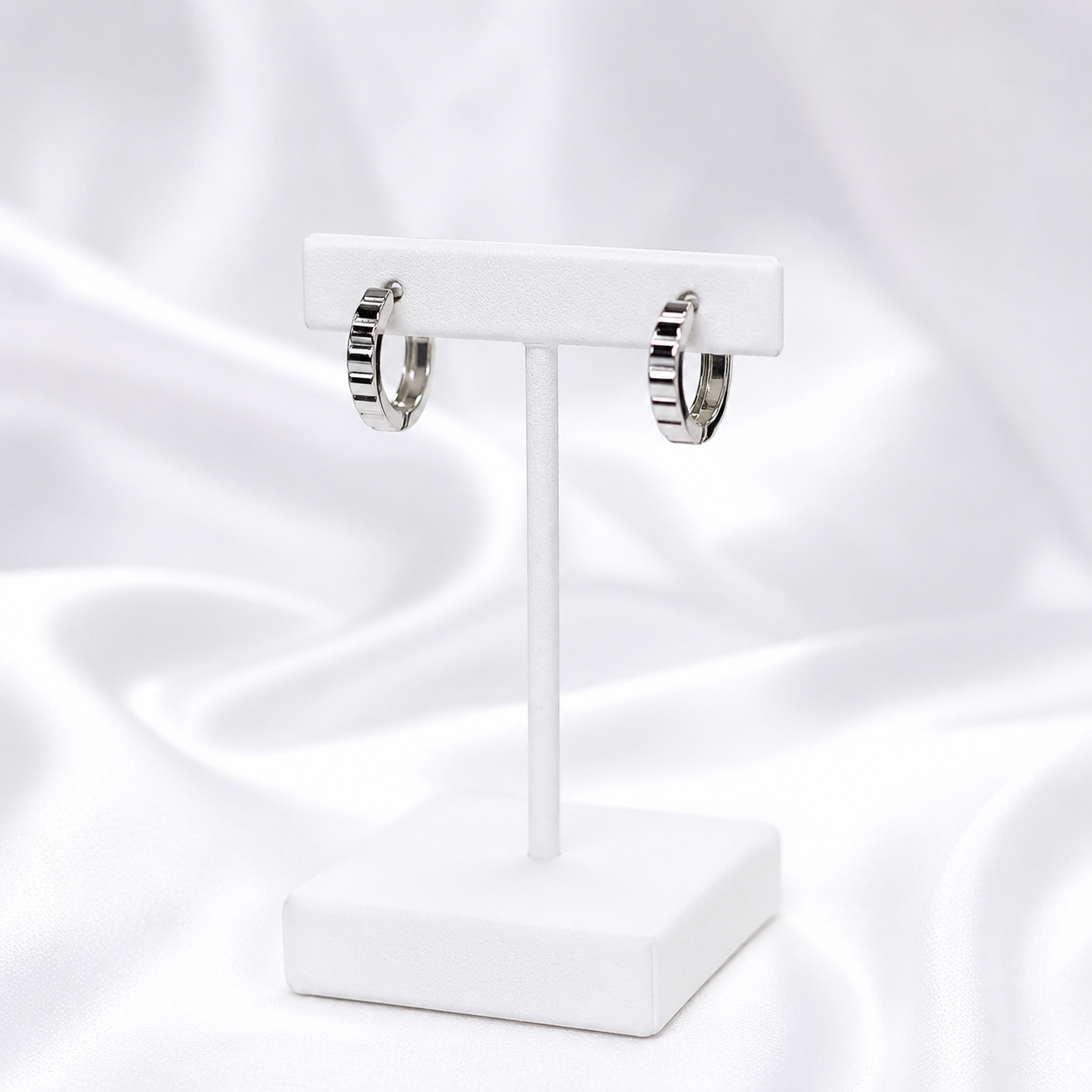 Auskari 3 size Essential White