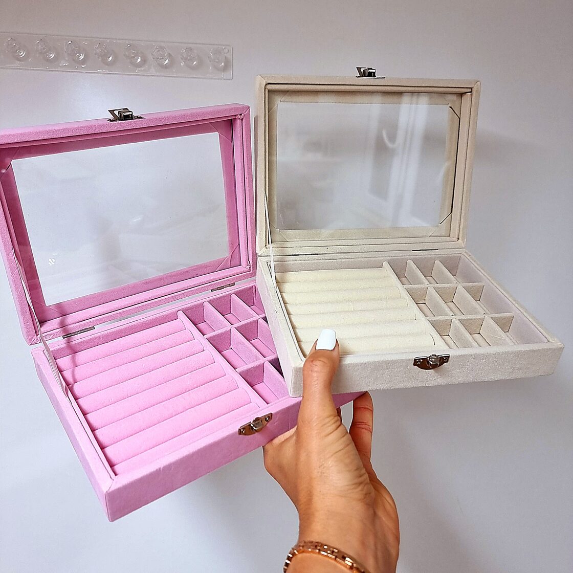 Jewelry storage box &quot;Puffy pink and sand beige&quot;