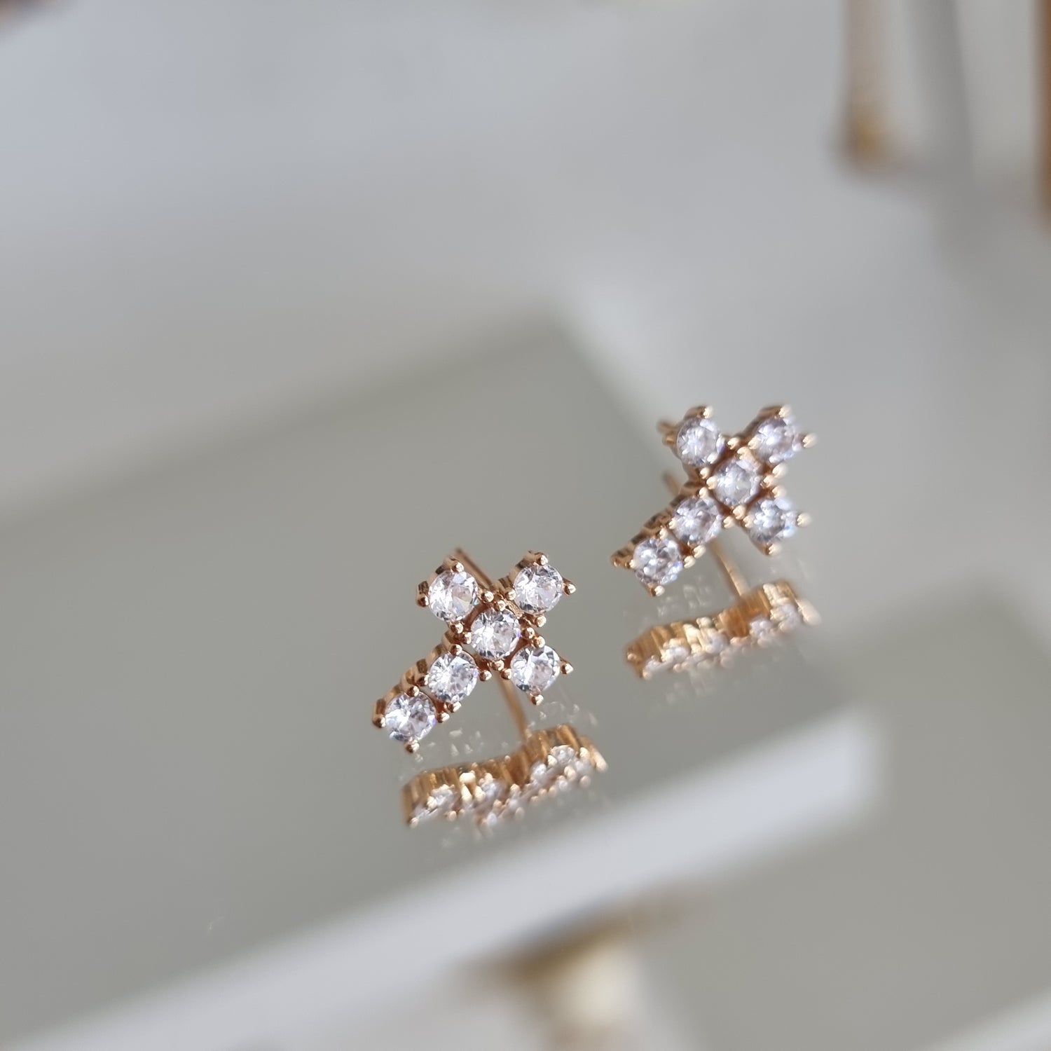 Auskari kristālu elegantie