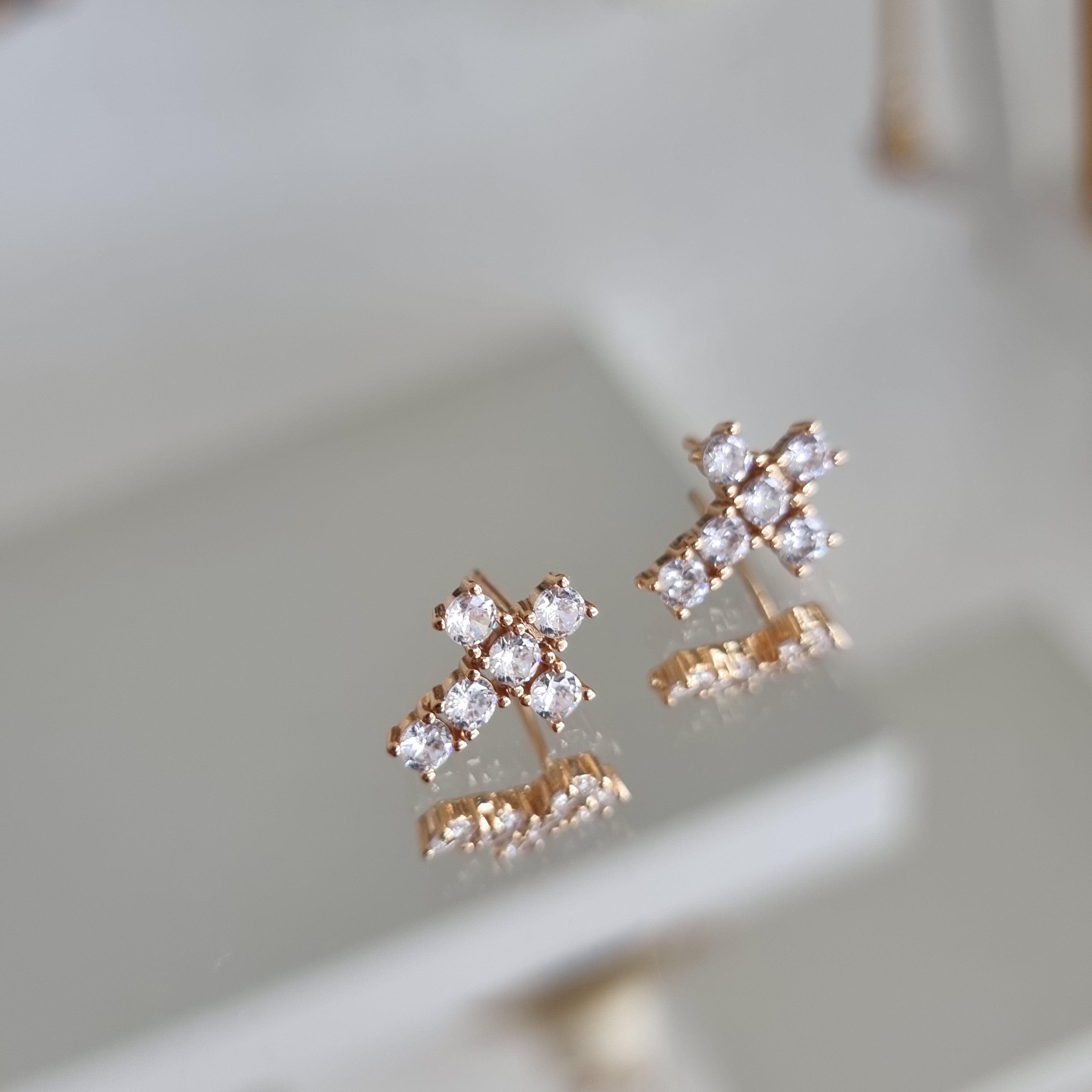 Auskari kristālu elegantie