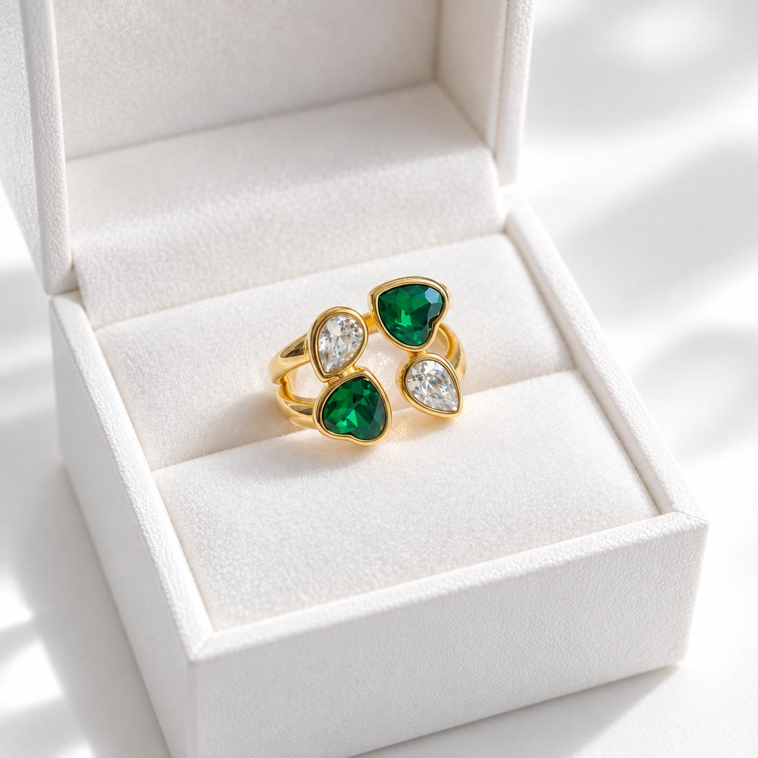 Gredzens The Empress Emerald &amp; Diamond
