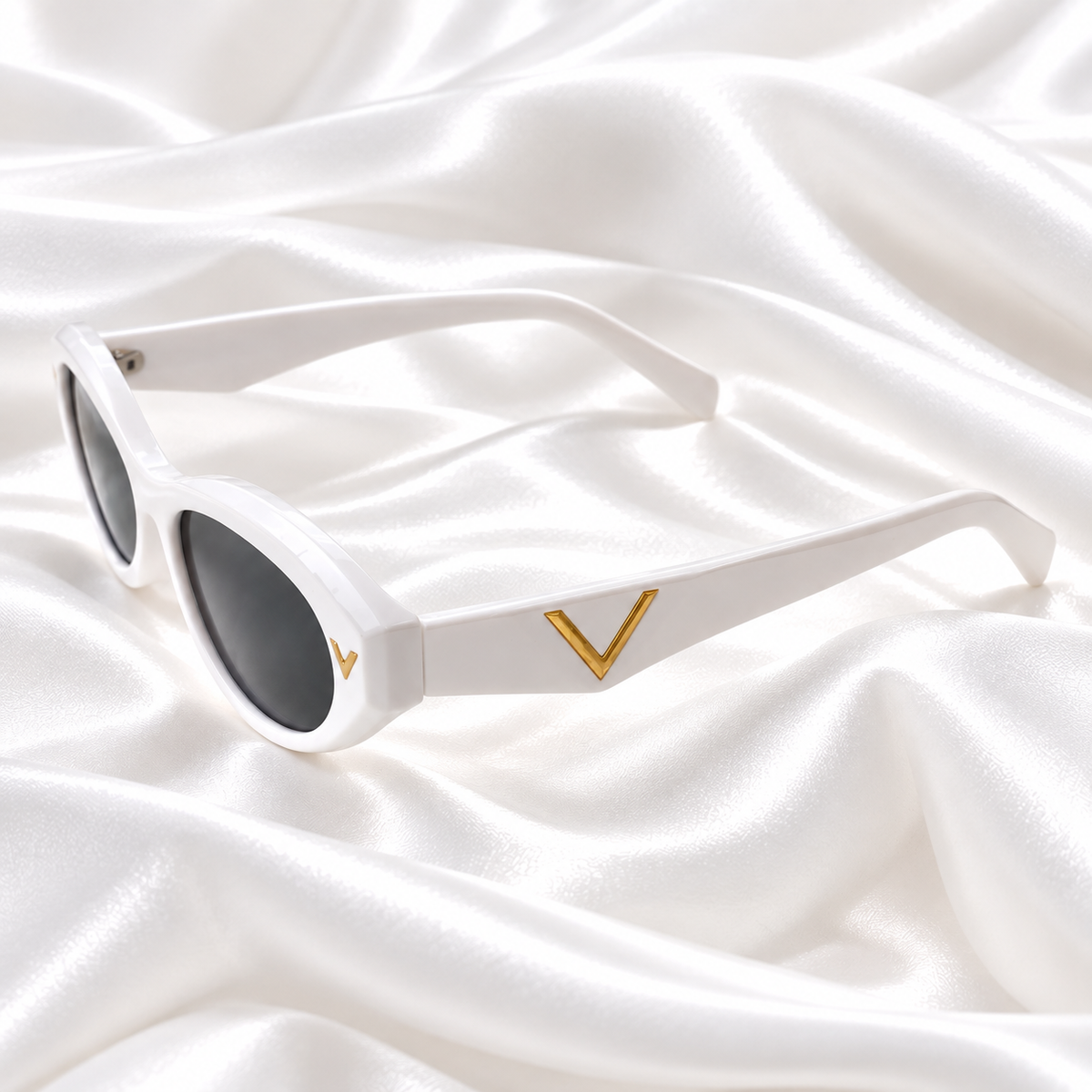 Saulesbrilles The Vogue White