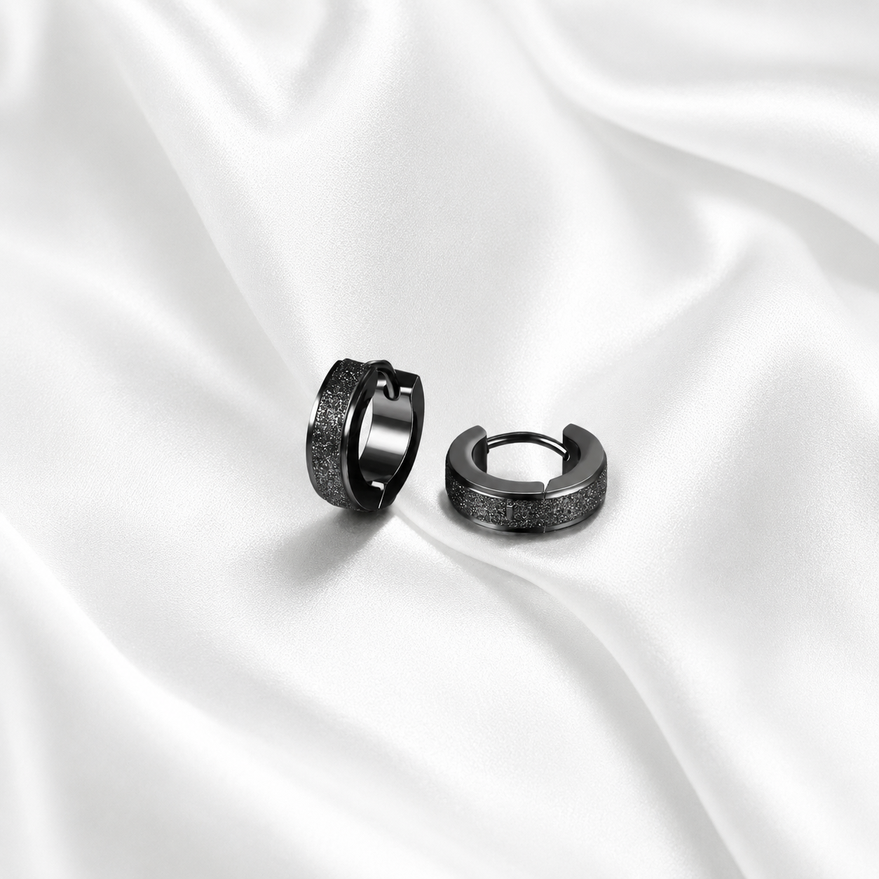 Auskari Unisex Black Shimmer 1 or 2