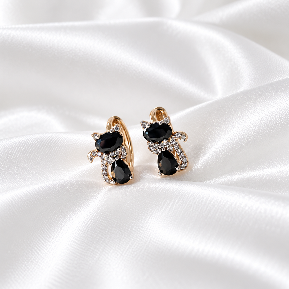 Earrings Golden weave shimmer