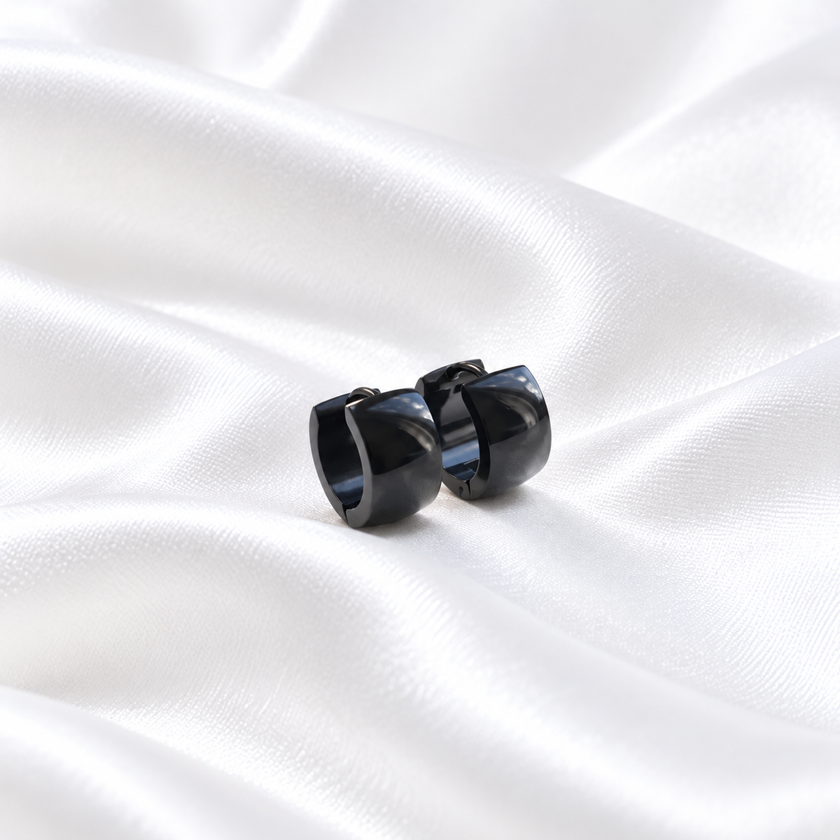 Auskari Bold Black