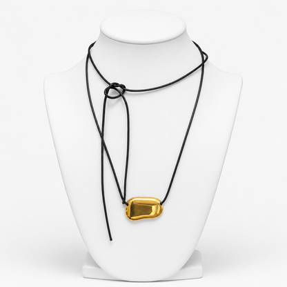 Kaklarota Sculptural Gold Pebble Cord