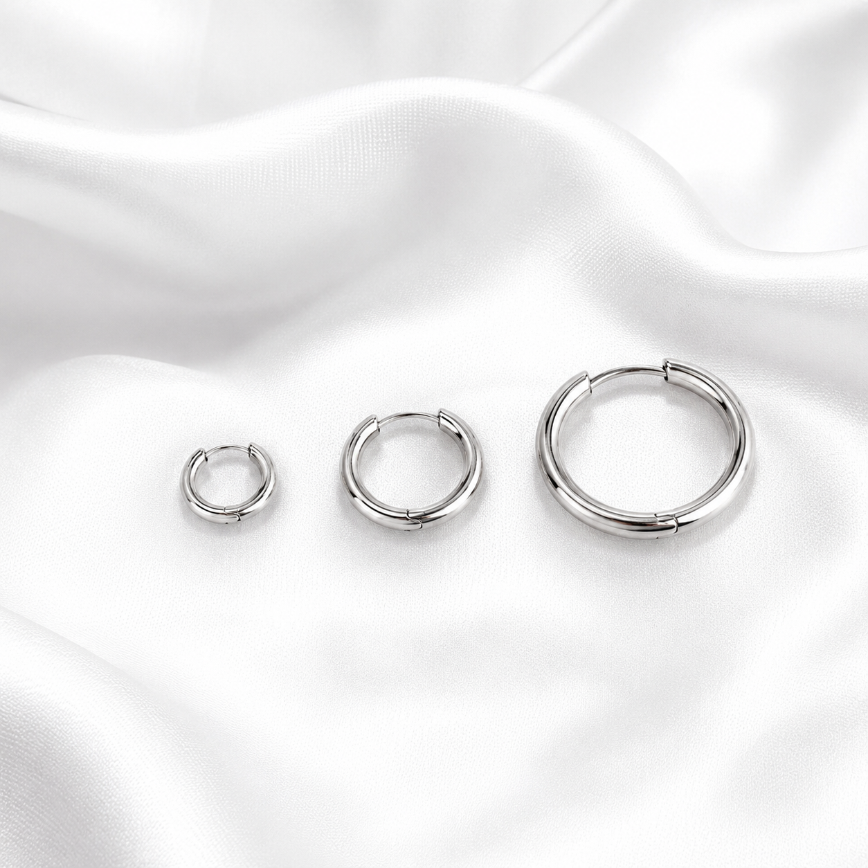 Auskaru Trio white Gold Hoop