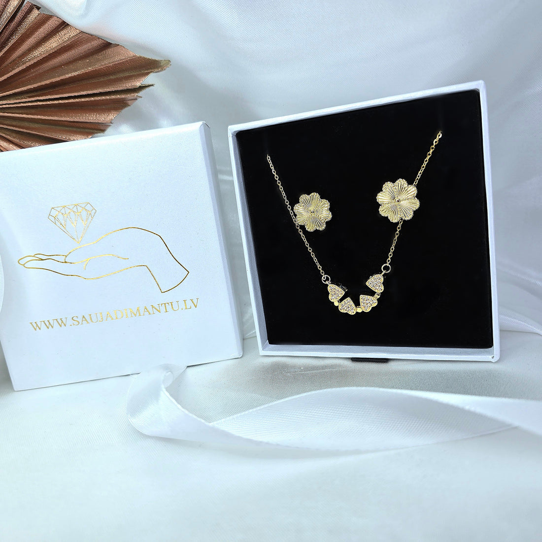 Jewelry set &quot;Hearts of Gold&quot;