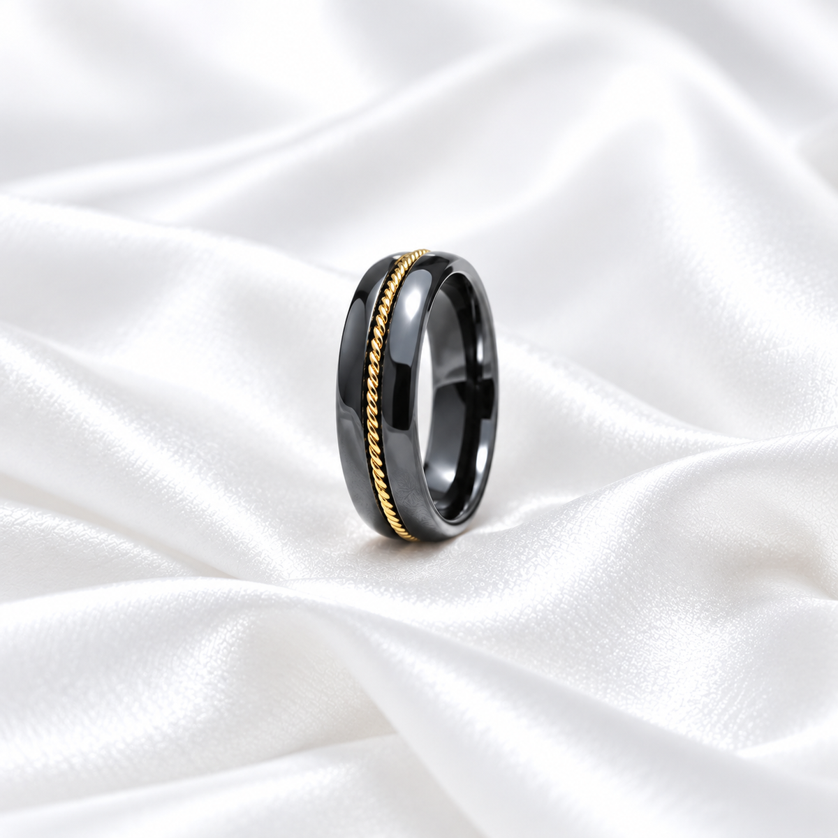 Gredzens Black Ceramic &amp; Gold Twist