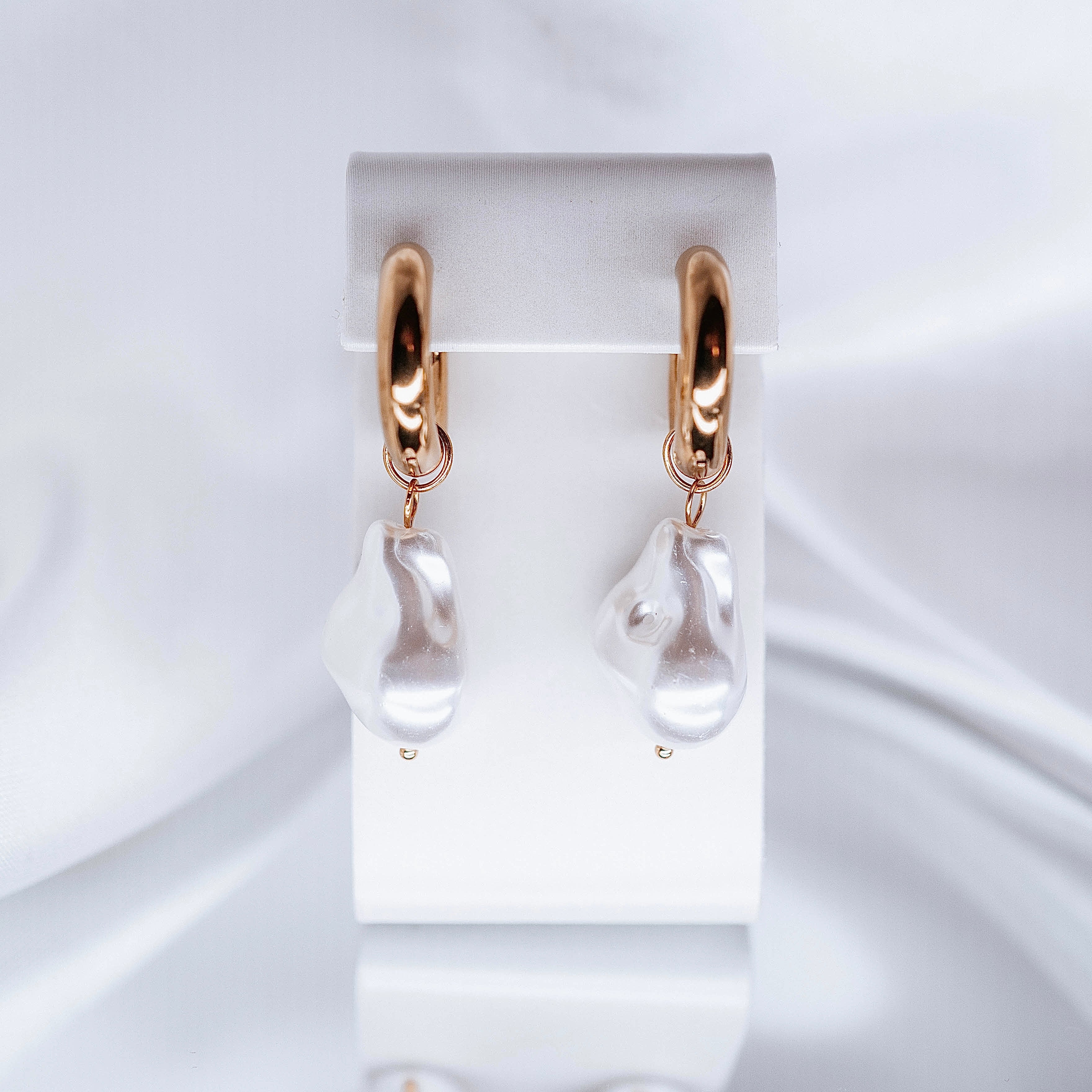 Earrings 2 in1 two a day big pearl