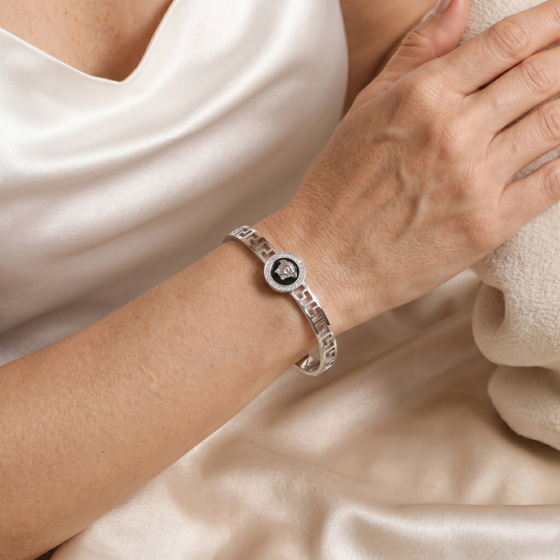 Rokassprādze "Bright Lion"