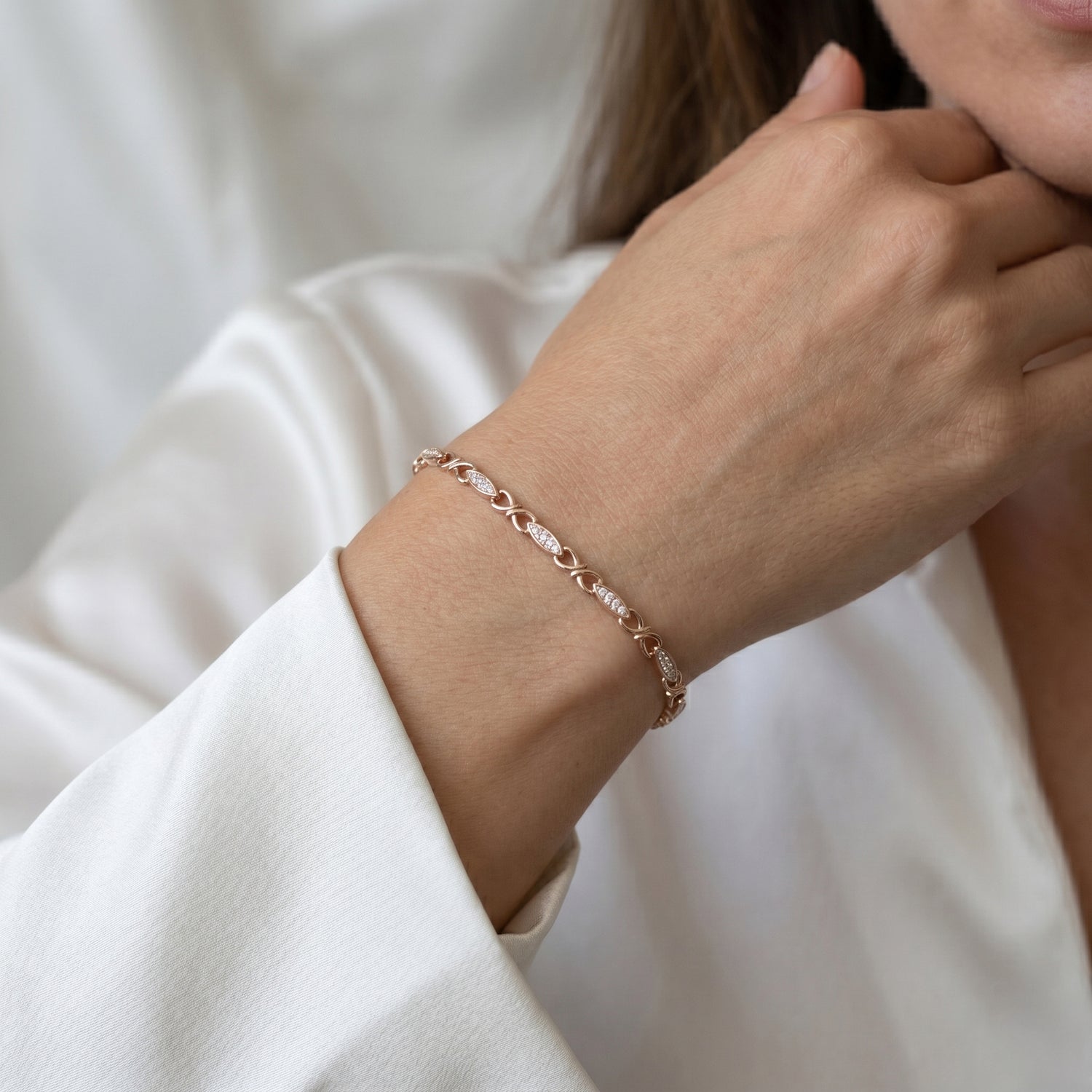 Rokassprādze "Mirdzošais vijums"