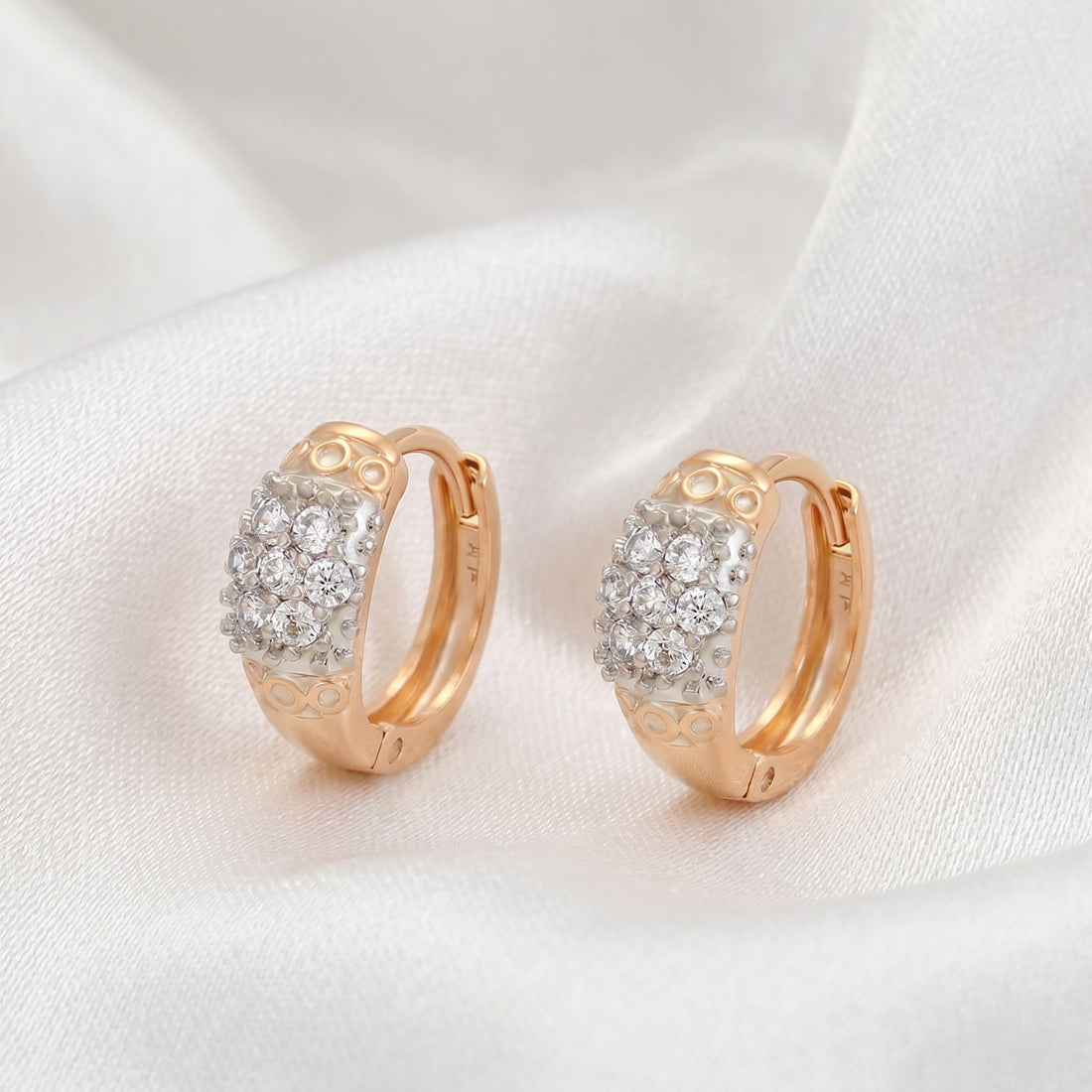 Auskari "Kristāla putekļi"