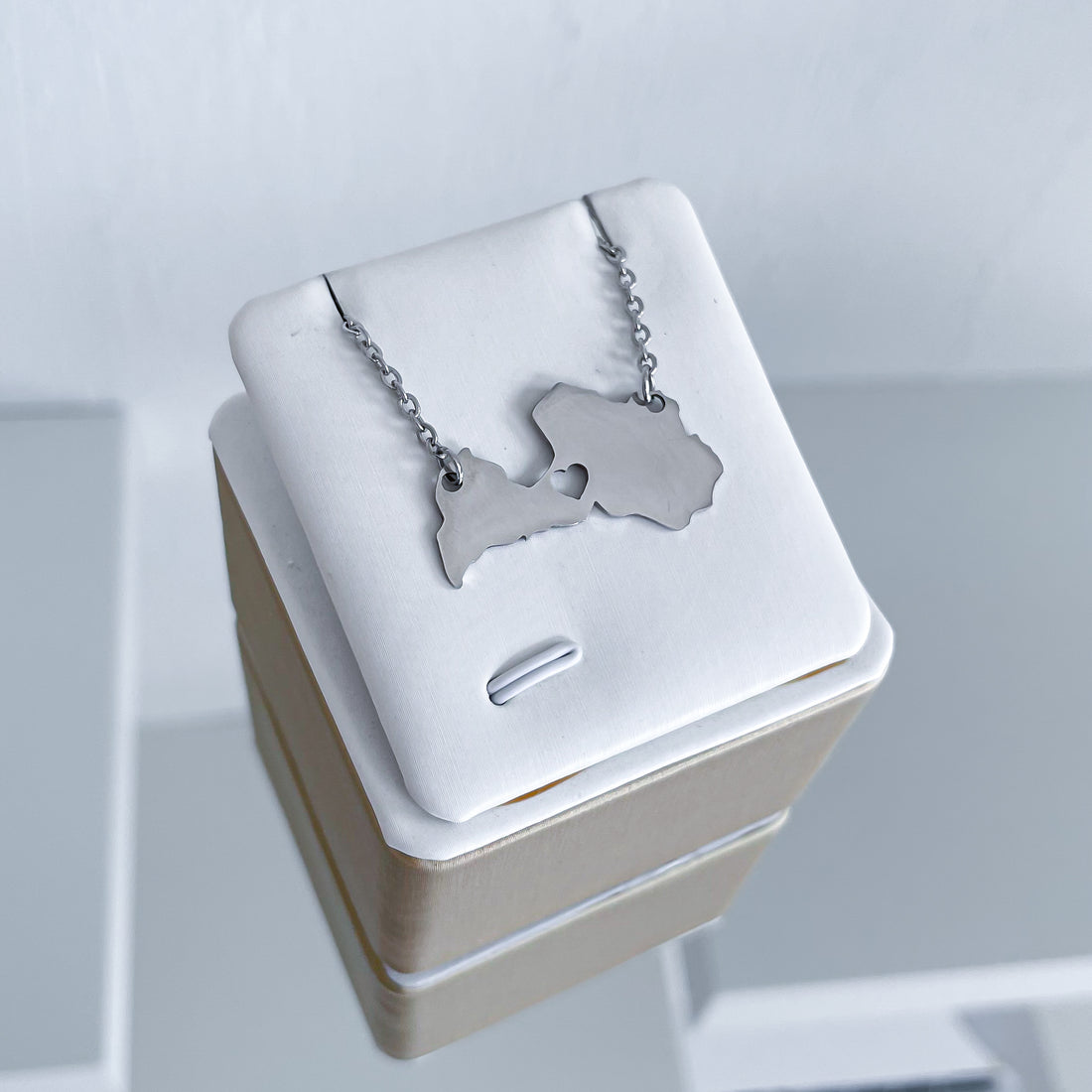 Kaklarota &quot;Latvija&quot; MEGA SALE