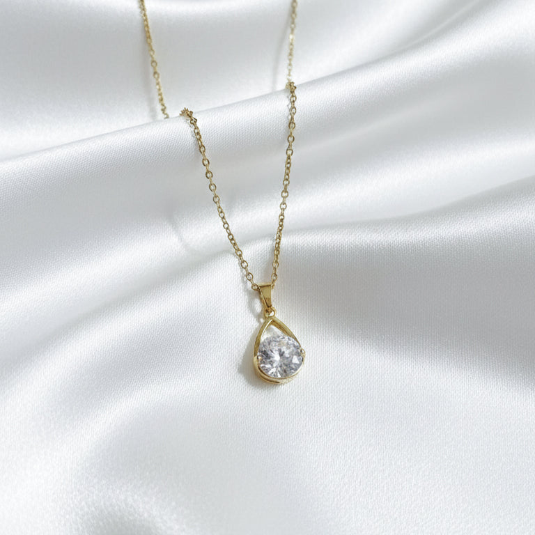 Kaklarota "Zeltītā pilienā"