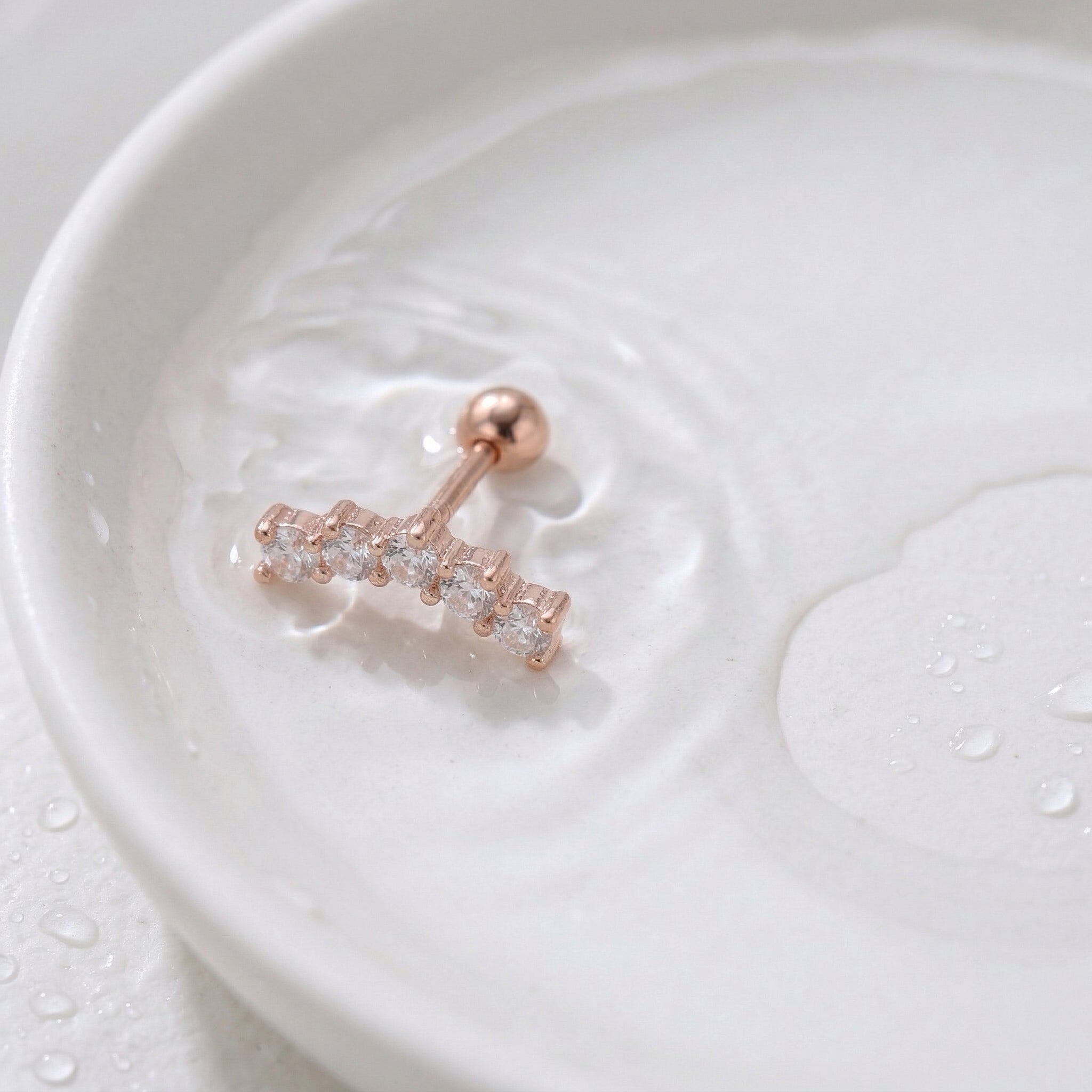 Pīrsings "Mazais ieloks"