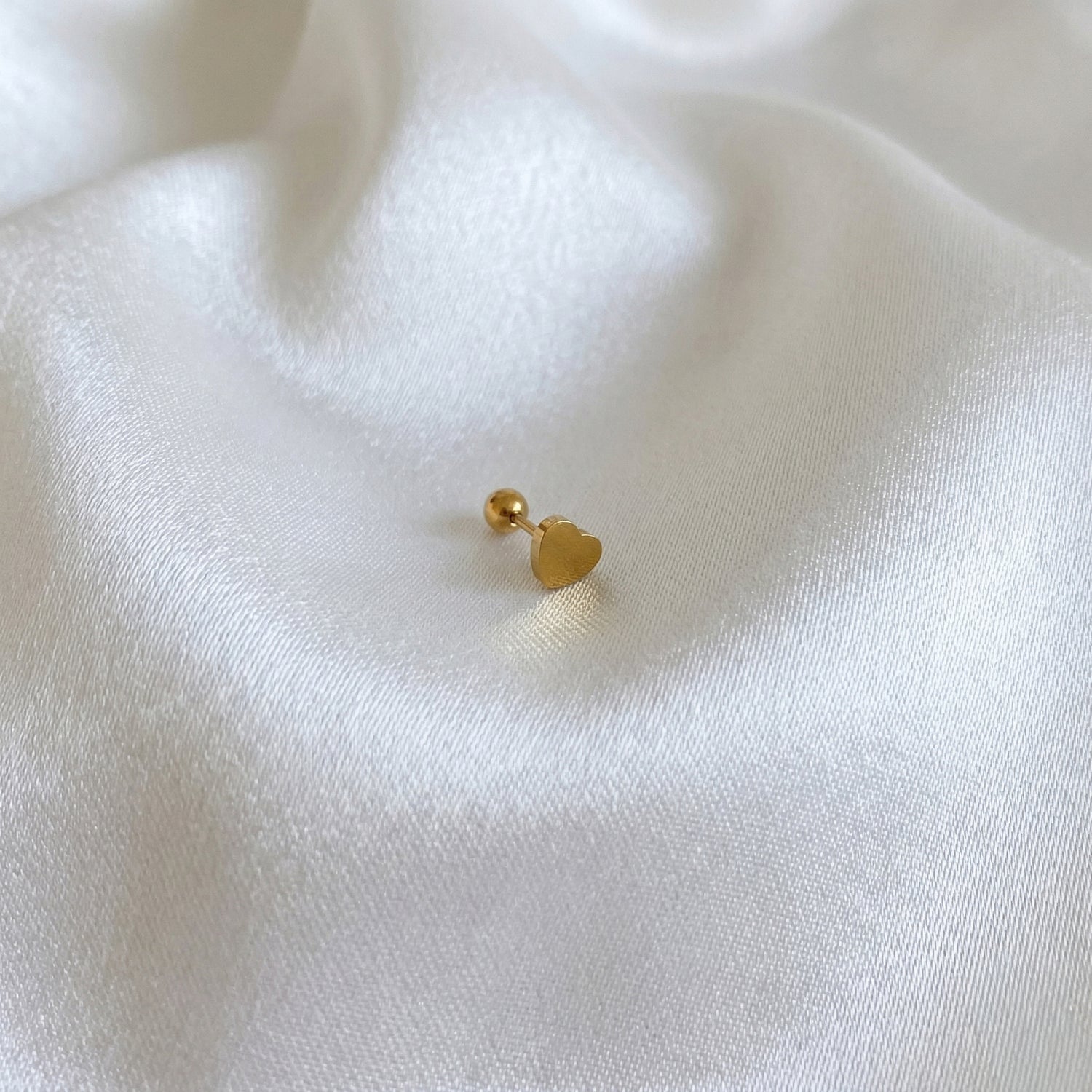 Pīrsings "Mazā sirsniņa"