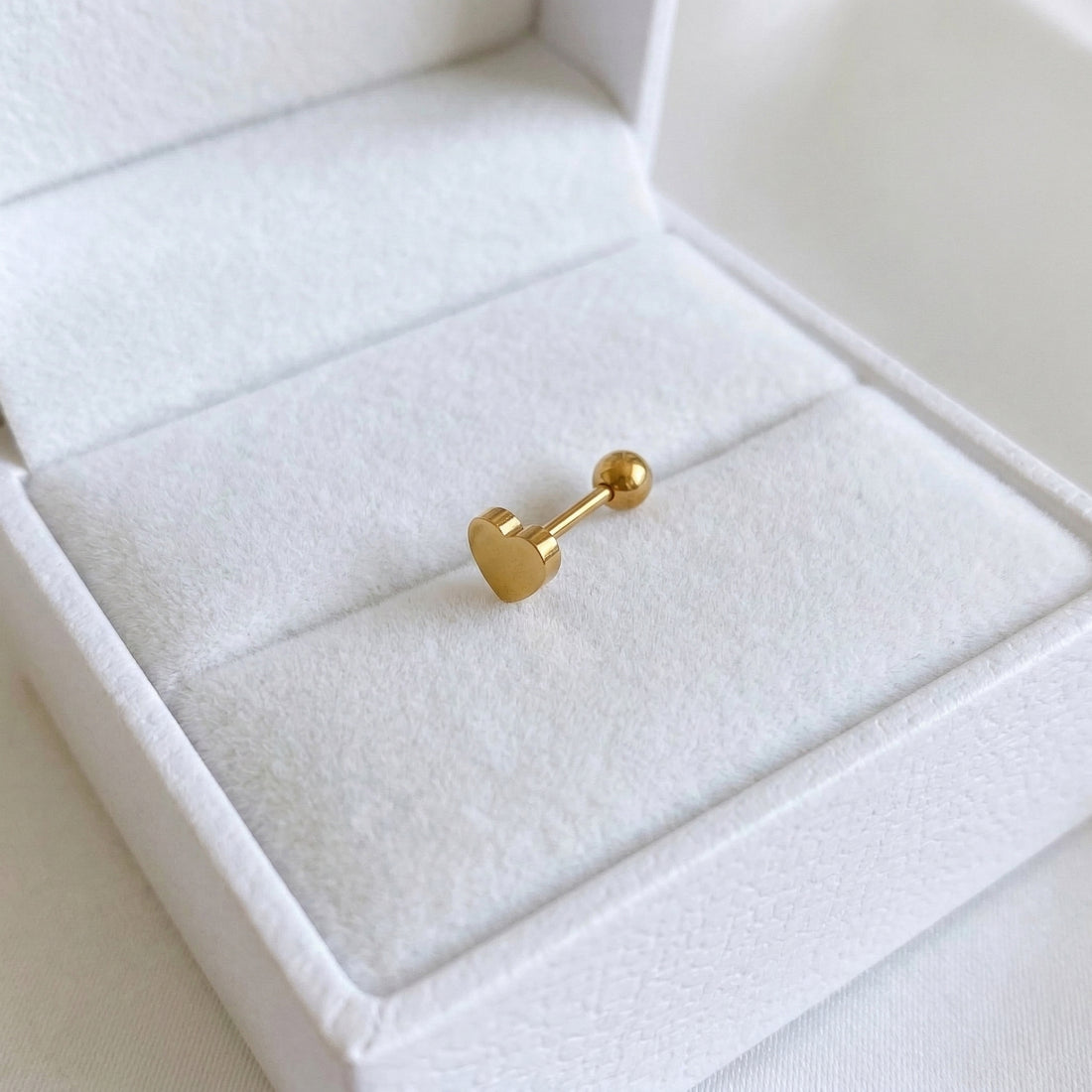 Pīrsings "Mazā sirsniņa"