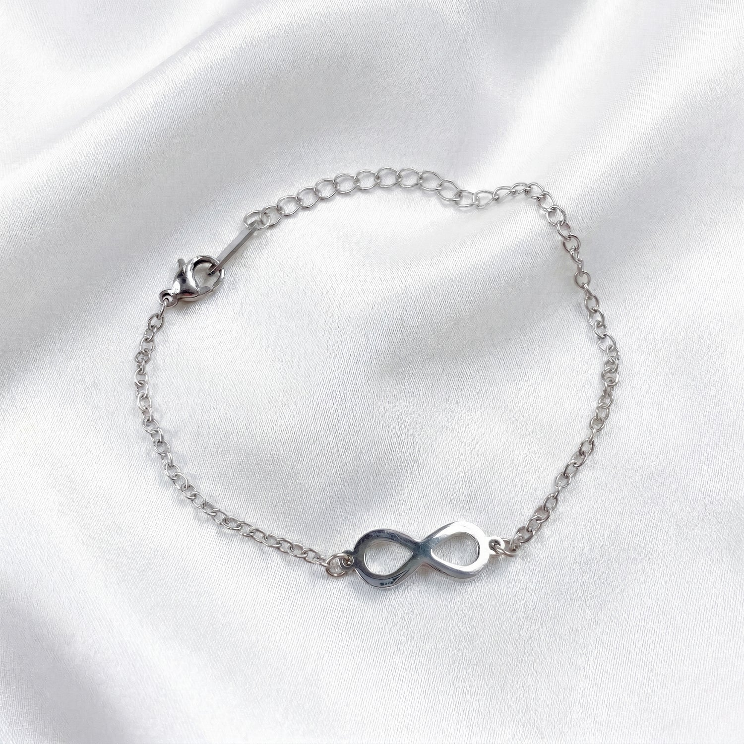 Rokassprādze "Gaišā bezgalība"