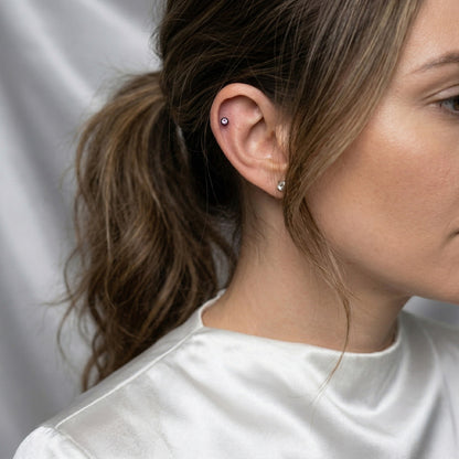 Pīrsings "Melnā klasika"