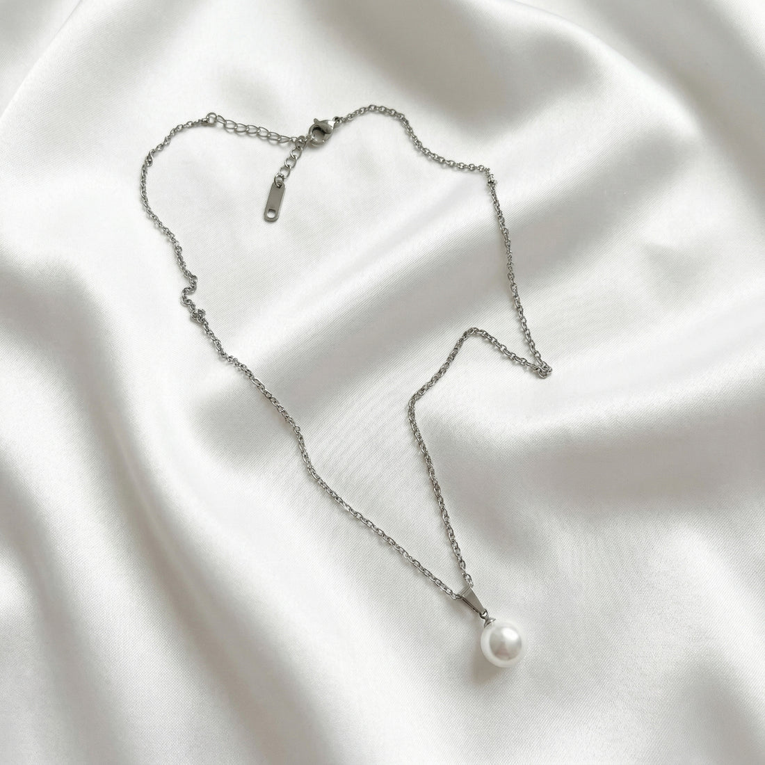 Kaklarota "Gaišā pērle"