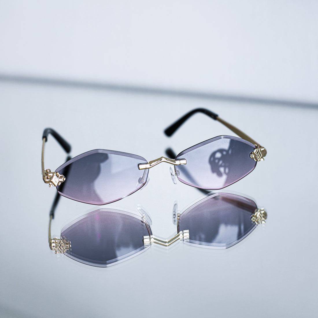 Saulesbrilles Aura