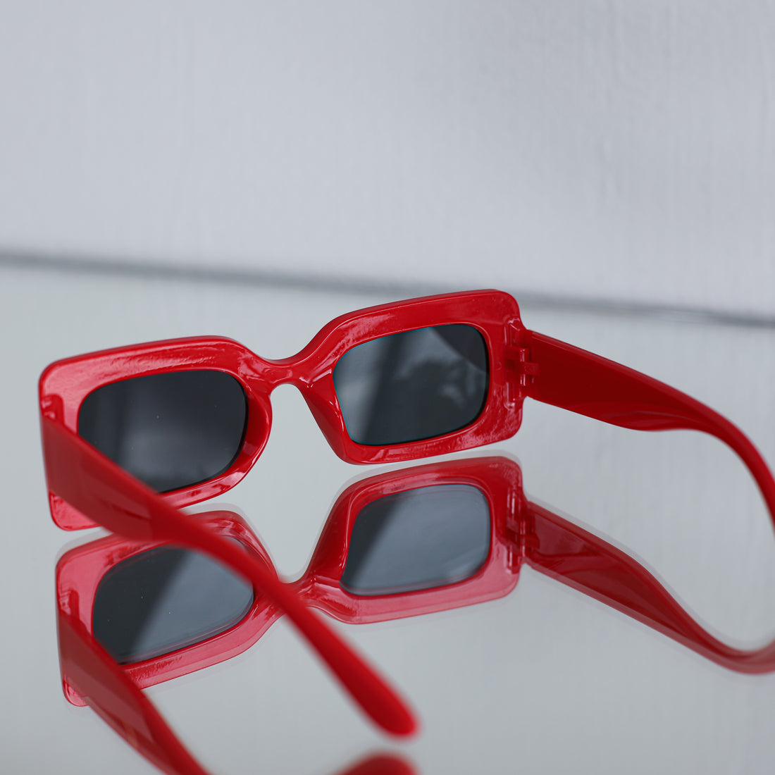 Saulesbrilles Stils W
