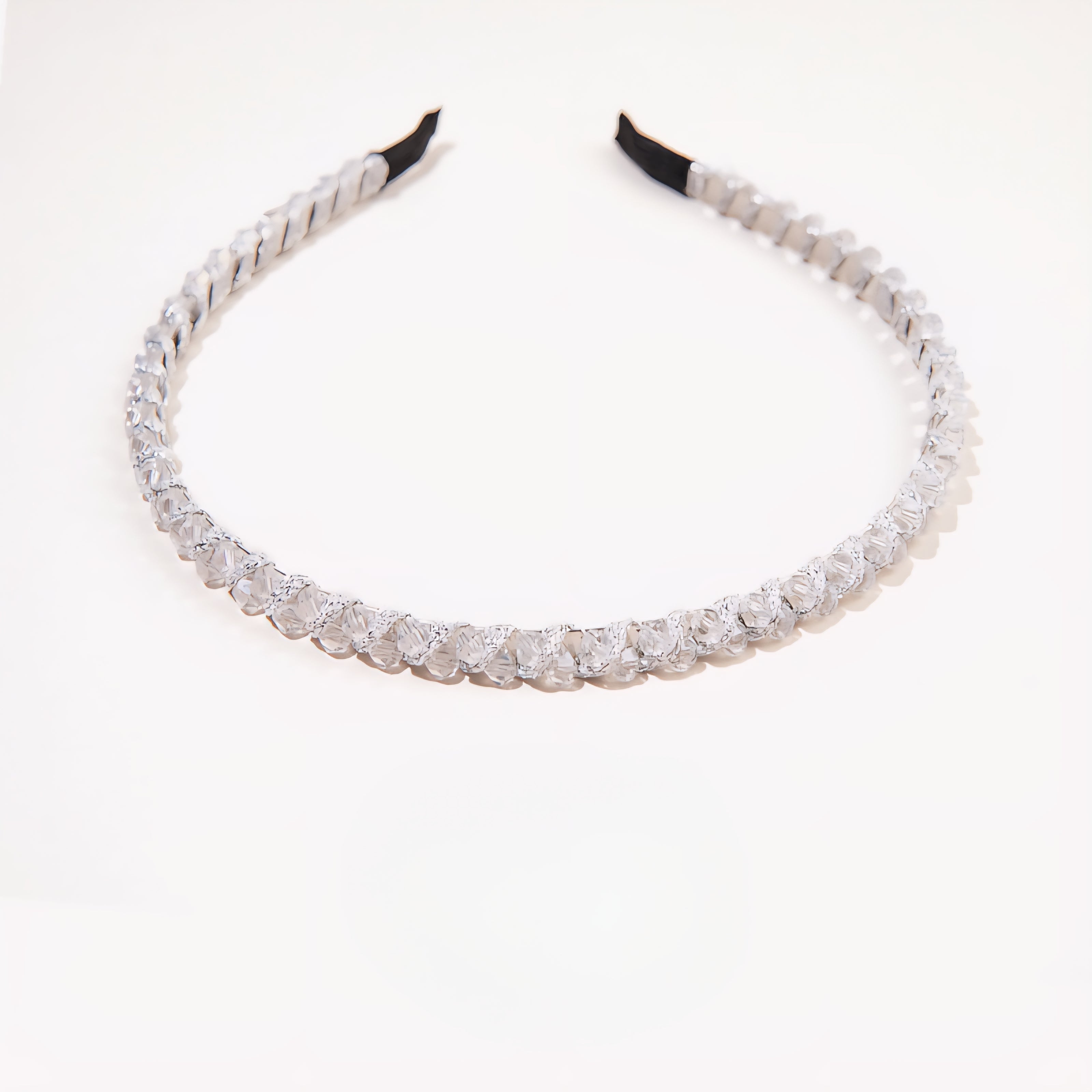 Matu stīpiņa "Mazie elegantie kristāls" balta