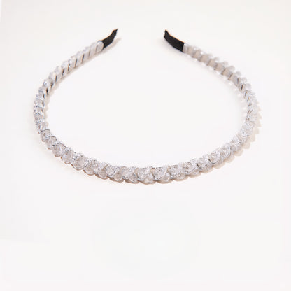 Matu stīpiņa "Mazie elegantie kristāls" balta