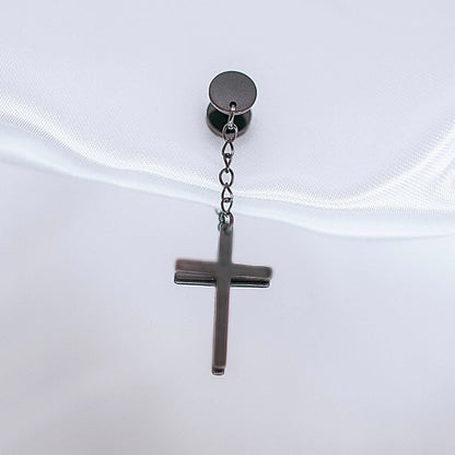 Pīrsings &quot;Black Cross&quot;